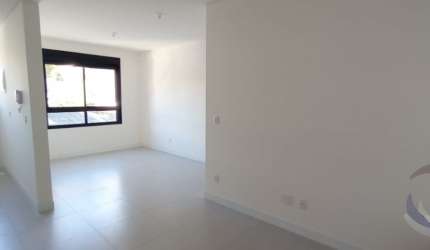 LINDO APARTAMENTO DE 1 DORMITÓRIO NA CARVOEIRA
