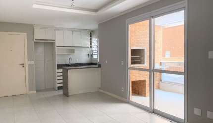 EXCELENTE APARTAMENTO DE 3 DORMITÓRIOS NO CÓRREGO GRANDE