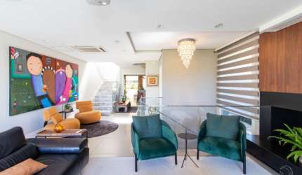 ÓTIMA CASA RESIDENCIAL DE 4 DORMITÓRIOS EM CACUPÉ