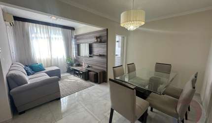 ÓTIMO APARTAMENTO DE 2 DORMITÓRIOS NO CENTRO DE FLORIANÓPOLIS