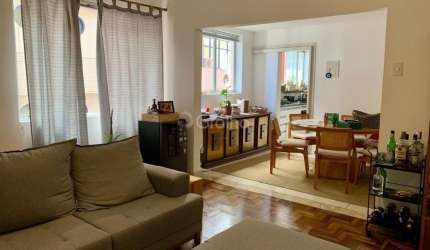 ÓTIMO APARTAMENTO DE 2 DORMITÓRIOS NO CENTRO DE FLORIANÓPOLIS
