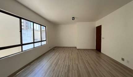 LINDO APARTAMENTO DE 3 DORMITÓRIOS NO CENTRO DE FLORIANÓPOLIS