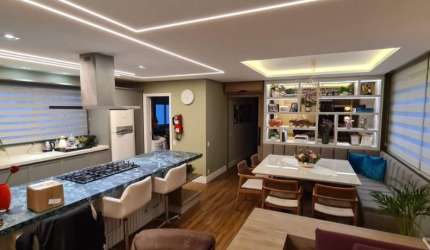 ÓTIMO APARTAMENTO DE 3 DORMITÓRIOS NO CENTRO DE FLORIANÓPOLIS
