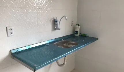 Casa em castelo Branco  2/4 com garagem  valor  200.000,00