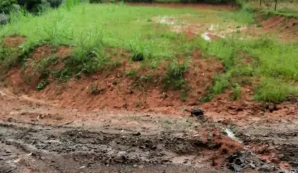 VENDO TERRENO