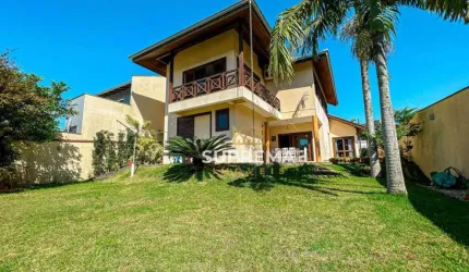 Casa com 5 dormitórios à venda, 277 m² por R$ 1.680.000,00 - Santo Antônio - Joinville/SC