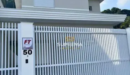 Casa com 4 dormitórios à venda, 271 m² por R$ 2.350.000,00 - Glória - Joinville/SC