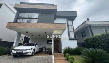 Casa com 4 dormitórios à venda, 236 m² por R$ 2.390.000,00 - Vila Nova - Joinville/SC
