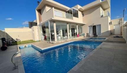 Casa Sobrado, 4 Dormitórios (2 suítes), Condomínio Monaco Urbanova - Sjc.