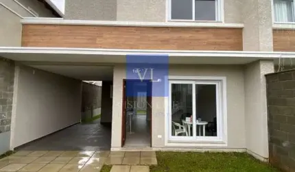 Sobrado no bairro Xaxim, de alto padrão