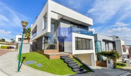 Luxuosa residência à venda em condomínio fechado - Bairro Boa Vista: 4 suítes, 2 salas, espaço gourmet, 6 vagas - 360m².