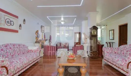 Casa com 4 quartos à venda na Rua Hermano Ribeiro da Silva, 473, Jardim Eulina, Campinas, 420 m2 por R$ 980.000