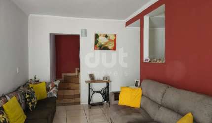 Casa com 3 quartos à venda na Alameda Carlos de Carvalho Vieira Braga, 541, Jardim das Vitórias Régias, Valinhos, 226 m2 por R$ 790.000