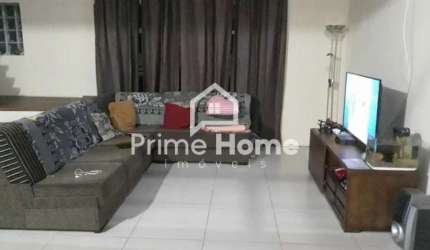 Casa com 3 quartos à venda na Carlos Gabetta, 195, Jardim Jurema, Valinhos, 275 m2 por R$ 800.000
