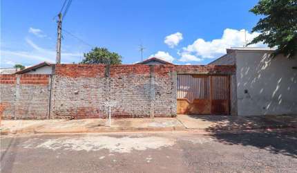 Casa diferenciada Bairro Etemp