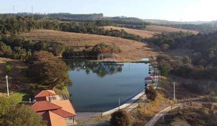 Linda Fazenda com 76,4 alqueires à venda - Pecuária/Granja/Piscicultura/Turismo - Região de São Carlos/SP