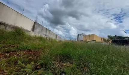 Terreno à venda, 624 m² por R$ 624.000,00 - Vila Franko - Apucarana/PR