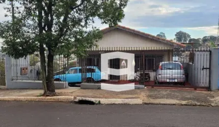 Casa com 3 dormitórios à venda, 229 m² por R$ 500.000,00 - Centro - Apucarana/PR