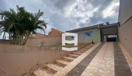 Casa com 3 dormitórios à venda, 135 m² por R$ 450.000,00 - Jardim Menegazzo - Apucarana/PR