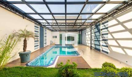 Casa com 3 dormitórios à venda, 425 m² por R$ 1.700.000,00 - Centro - Apucarana/PR