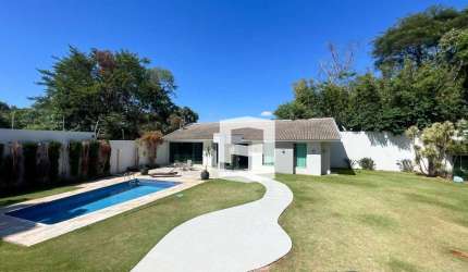 Casa com 4 dormitórios à venda, 430 m² por R$ 1.890.000,00 - Vila Martins - Apucarana/PR