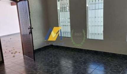 Vendo Casa com Edícula