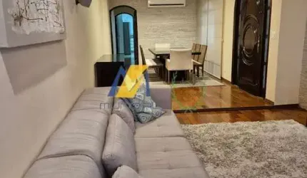 Sobrado à Venda com 300m², 3 dormitórios, 1 suíte, 2 salas e 7 vagas!!!
