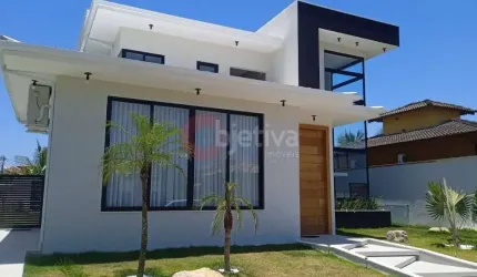 Casa duplex, 4 quartos, Condomínio Caravelas Nina - Búzios