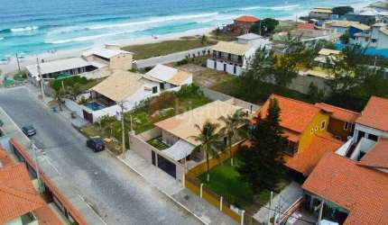 Casa maravilhosa de 3 quartos no Foguete em Cabo Frio.