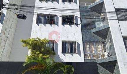 Cobertura a venda de 4 quartos toda mobiliada no centro de Cabo Frio