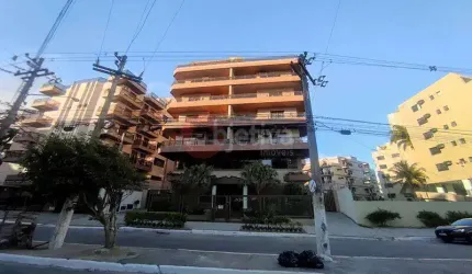 Cobertura a venda com 4 quartos (2 suítes) no bairro Algodoal - Cabo Frio