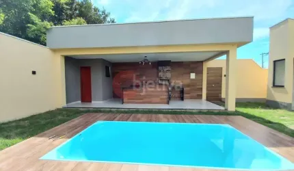 Casa térrea Condomínio Reviver I, 3 Suítes, 156m², São Pedro da Aldeia