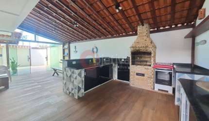 Casa duplex independente, vista mar, 4 quartos, Foguete - Cabo Frio