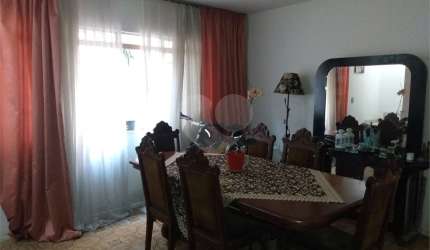 Casa com 3 quartos à venda na Rua Baquirivu, 346, Cidade Ademar, São Paulo, 180 m2 por R$ 795.000