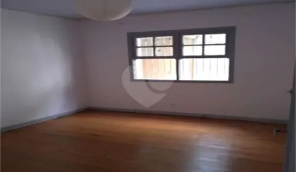 Casa com 3 quartos para alugar na Rua São Benedito, 1941, Santo Amaro, São Paulo, 160 m2 por R$ 5.000