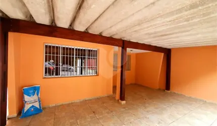 Casa com 2 quartos à venda na Rua Querino Landi, 117, Jardim Satélite, São Paulo, 85 m2 por R$ 600.000