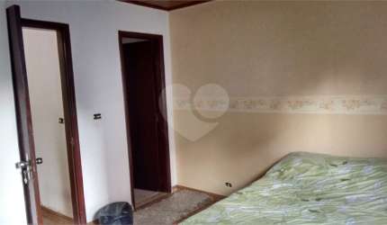 Casa com 3 quartos à venda na Rua Celeste de Souza Cardi, 100, Jardim das Vertentes, São Paulo, 170 m2 por R$ 700.000