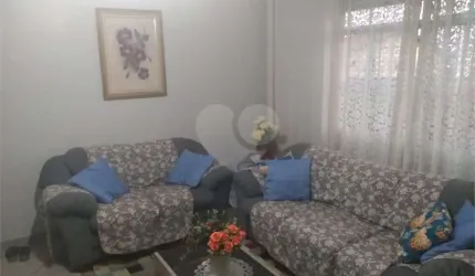 Casa com 3 quartos à venda na Rua Manuel Justiniano Quintão, 27, Vila Palmeiras, São Paulo, 189 m2 por R$ 690.000
