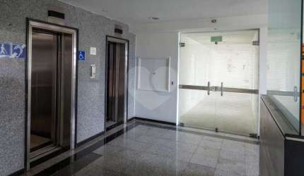 Prédio para alugar na Avenida José César de Oliveira, 111, Vila Leopoldina, São Paulo, 6740 m2 por R$ 130.000