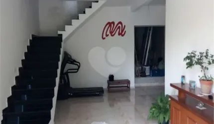 Casa com 3 quartos à venda na Rua Serra da Bocaina, 19, Três Montanhas, Osasco, 300 m2 por R$ 740.000