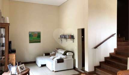 Casa em condomínio fechado com 3 quartos à venda na Rua Ouro Preto, 6600, Chácara das Paineiras, Carapicuíba, 500 m2 por R$ 1.470.000