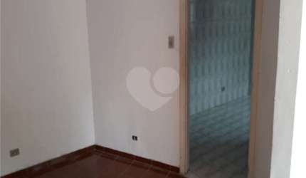 Casa com 3 quartos à venda na Rua Itajibá, 170, Chácara Inglesa, São Paulo, 181 m2 por R$ 905.000
