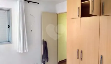 Casa com 4 quartos à venda na Rua Alfredo da Motta, 184, Vila Olinda, São Paulo, 220 m2 por R$ 725.000