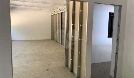 Barracão / Galpão / Depósito à venda na Avenida João dos Santos Abreu, 1040, Vila Espanhola, São Paulo, 2000 m2 por R$ 3.000.000
