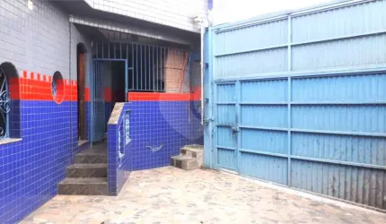 Barracão / Galpão / Depósito à venda na Avenida Pastor Cícero Canuto de Lima, 175, Jardim Caguassu, São Paulo, 430 m2 por R$ 1.800.000