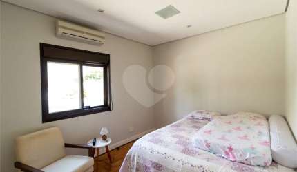 Casa com 4 quartos à venda na Rua Furnas, 98, Brooklin Paulista, São Paulo, 315 m2 por R$ 2.700.000