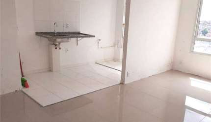 Apartamento com 2 quartos à venda na Rodovia Raposo Tavares, 957, Jardim Boa Vista (Zona Oeste), São Paulo, 46 m2 por R$ 280.000