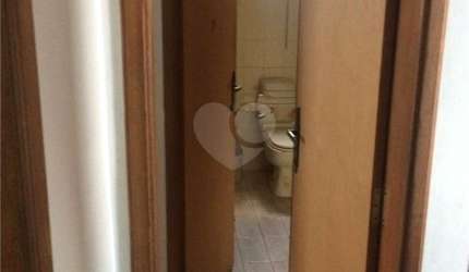 Casa com 3 quartos à venda na Rua Benedito Sérvulo Santana, 111, Jardim Guapira, São Paulo, 305 m2 por R$ 1.200.000