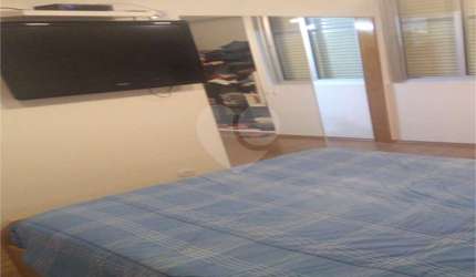 Apartamento com 4 quartos à venda na Rua Voluntários da Pátria, 2840, Santana, São Paulo, 130 m2 por R$ 800.000