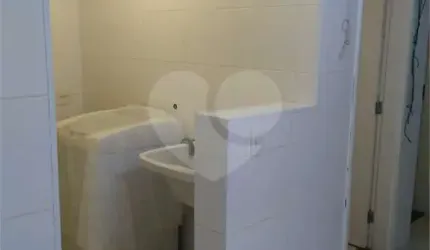 Apartamento com 3 quartos à venda na Rua Bandeirantes, 120, Bom Retiro, São Paulo, 280 m2 por R$ 750.000